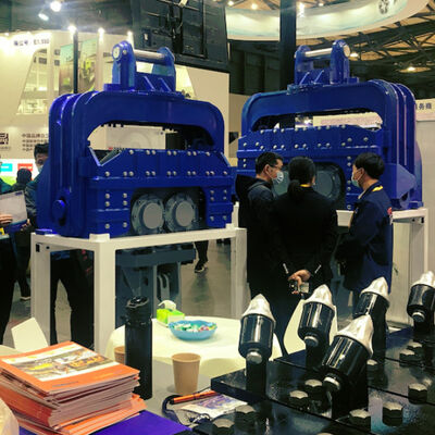 High-Torque Hydraulic Vibrating Hammer Pile Driver – Premium Construction Equipment for Exhibition