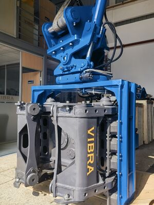 Heavy Lifting Redefined: SV-400 Side Grip Pile Driver – 656 kN Force, 490 kN Bottom Clamp, Matches 32–40t Excavators