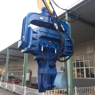 Watercourse Pile Driver: Cement Sheet Piling & Vibro Hammer for Excavator Mounting